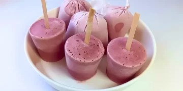 How to Make Strawberry Coconut Ice Cream at Home | Simple Recipe (No Machine)